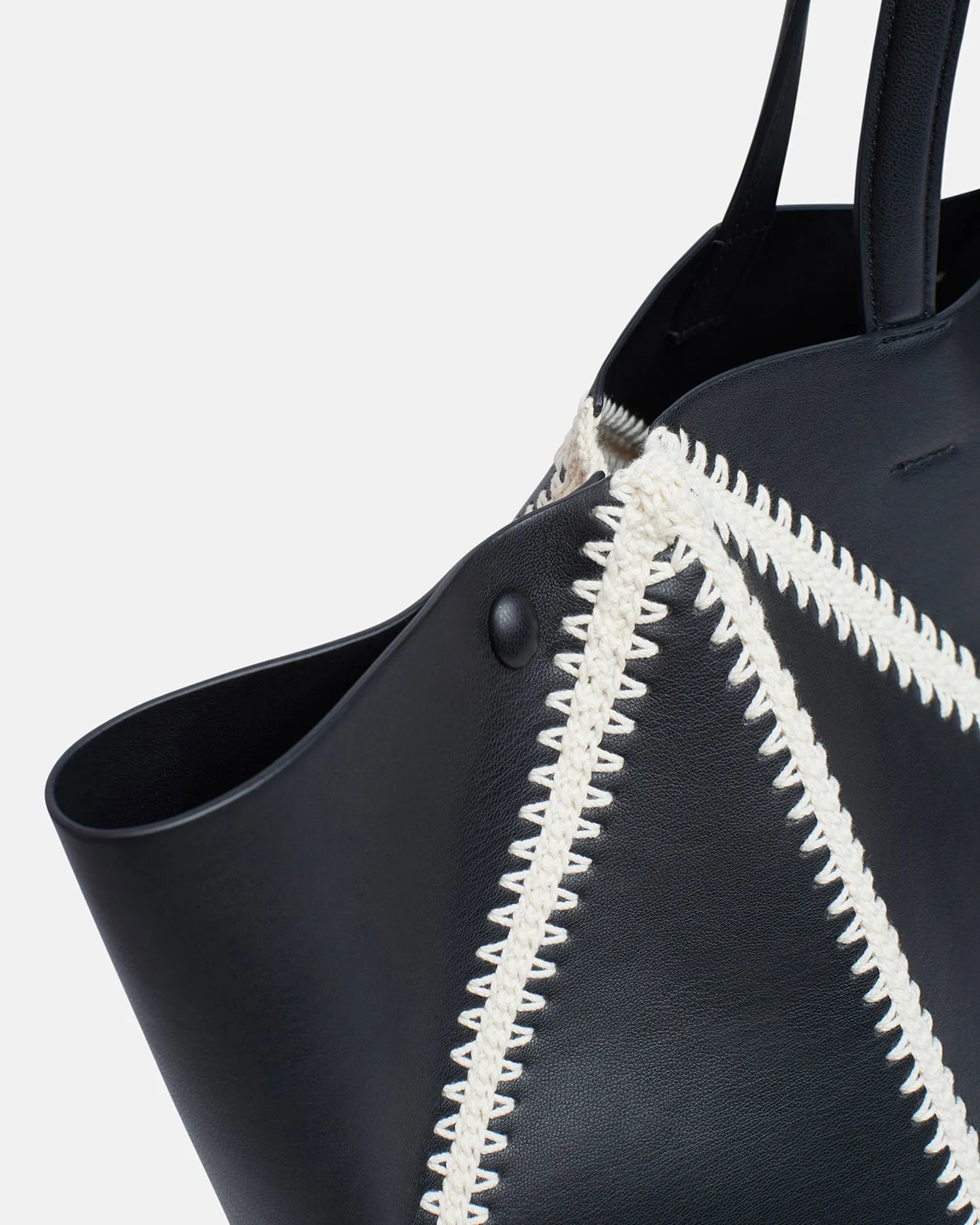 Origami Tote Large - Alt-Nappa Crochet Tote - Black/Crme