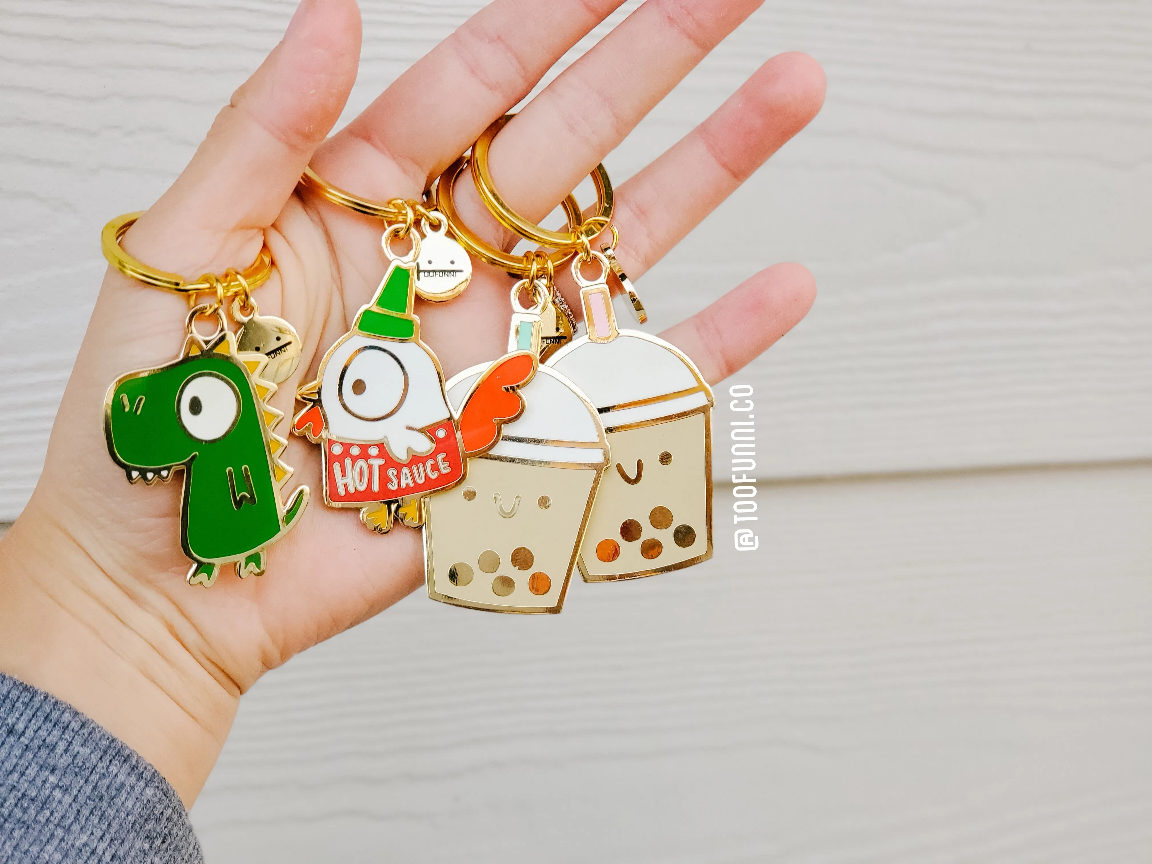 ROOSTER HOT SAUCE - Enamel Keychain