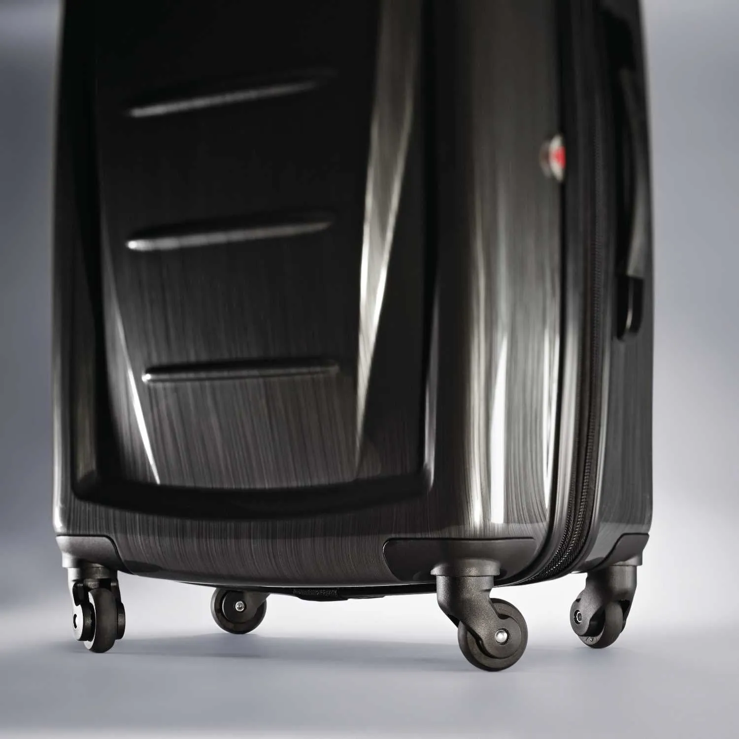 Samsonite Winfield 2 Hardside Luggage